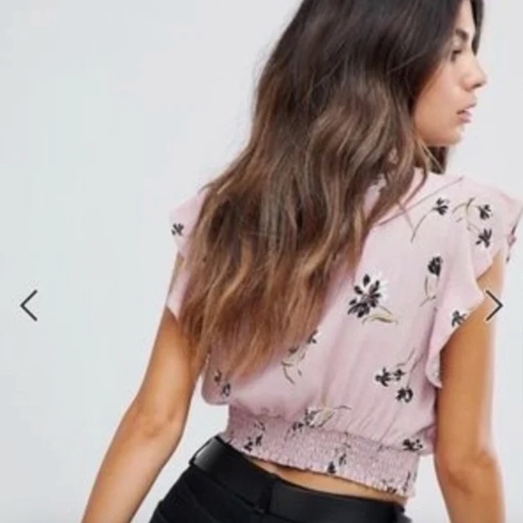 ASOS - Lunik Cute Floral Lavender Print Ruffle Crop Top - Small - Picture 3 of 6